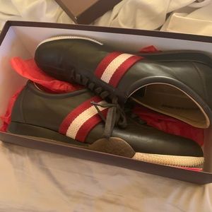 Pre-owned pair of Bally shoes size 11.5